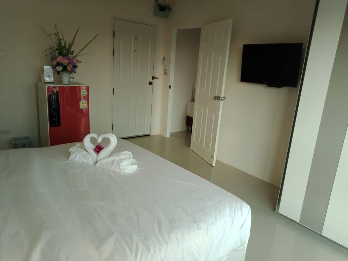 เคทู เกสเฮาส์ Hotel Chonburi Exterior photo